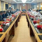 وفد رجال الأعمال العُماني يزور اتحاد الغرف التجارية المصرية لبحث سبل تعزيز التعاون الاستثماري